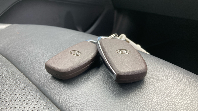 Hyundai IONIQ 1.6 GDi Hybrid Premium SE 5dr DCT Hybrid Hatchback